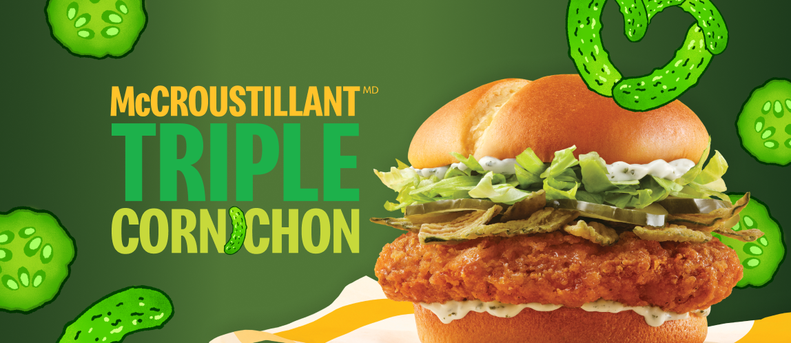 Un gros plan du McCroustillant triple cornichon