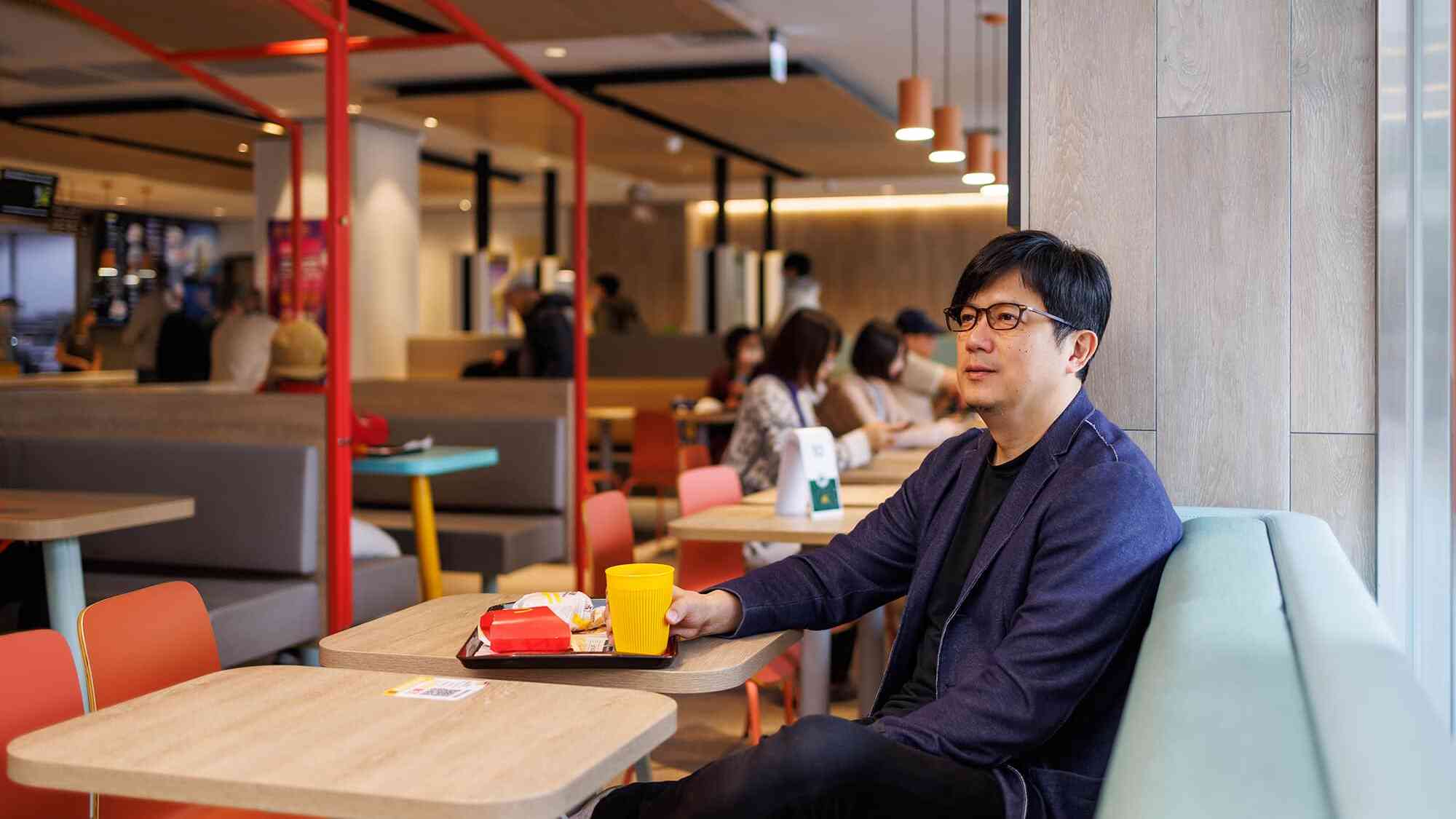 首次以虛擬攝影棚結合3D建模  舊時光新技術  95秒演繹40年光陰