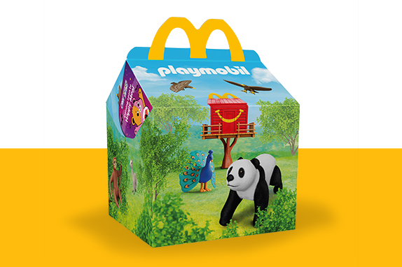 : A picture of the peacock, panda, eagle and turtle 3D Playmobil models. 